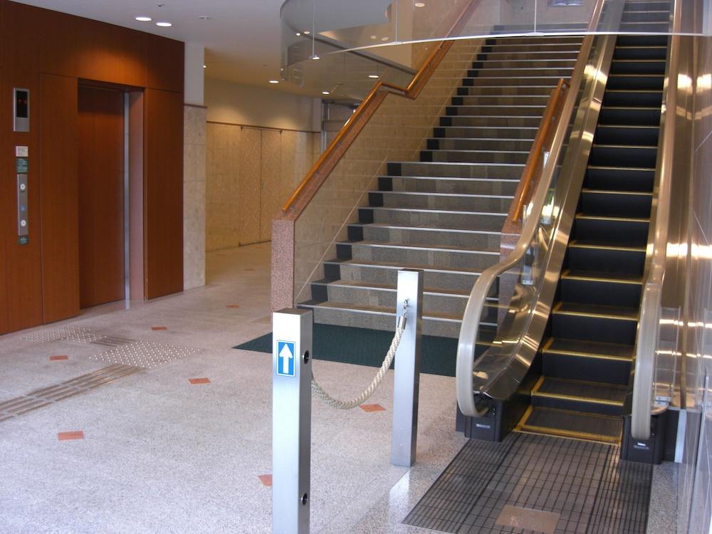 Daiwa Roynet Hotel Toyama Toyama Station Exterior foto