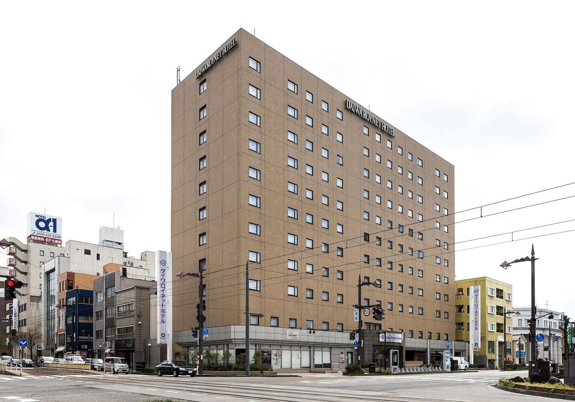 Daiwa Roynet Hotel Toyama Toyama Station Exterior foto